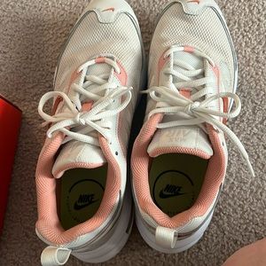 Air max ap with box!